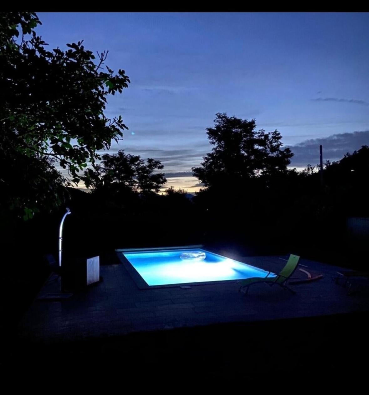 Modernisiertes Ferienhaus Mit Pool Villa Sampzon Bagian luar foto